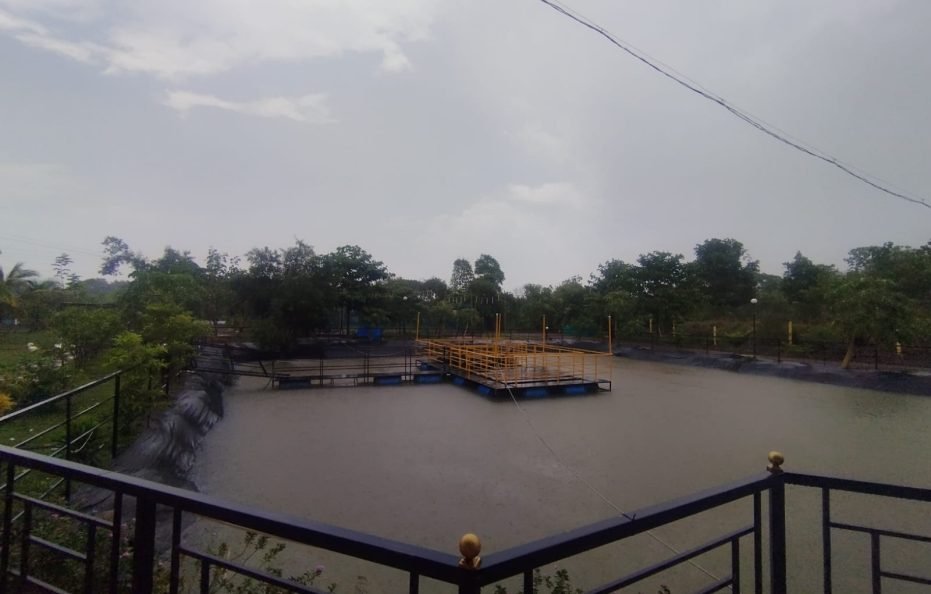 Lake View Resort & Villa