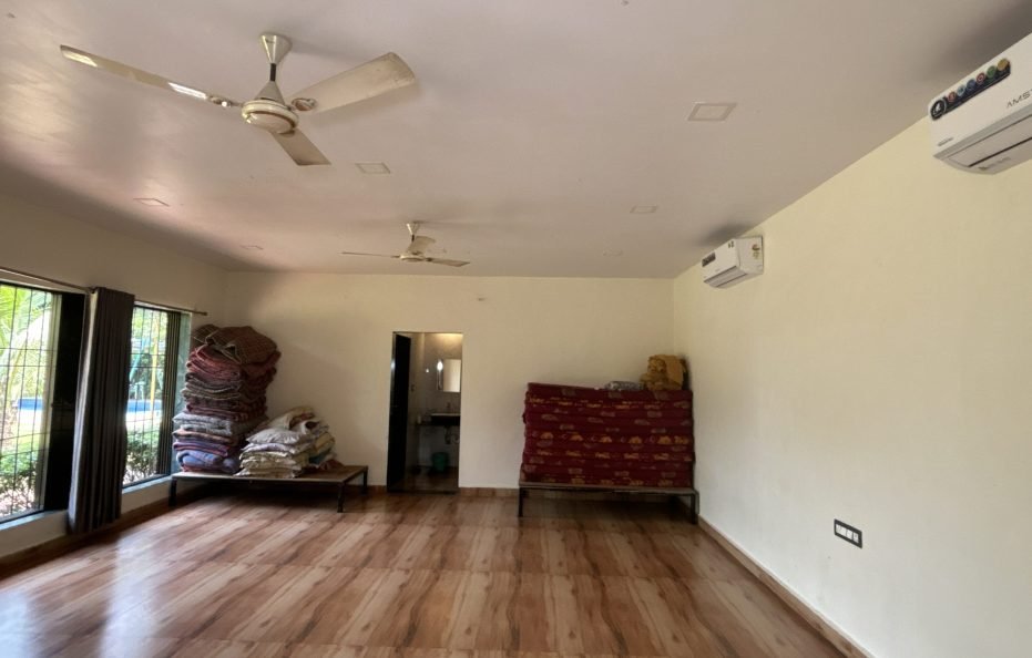 Rishabh Farm’s AC Cottage