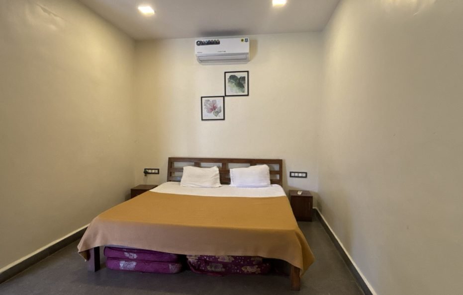 Rishabh Farm’s AC Cottage