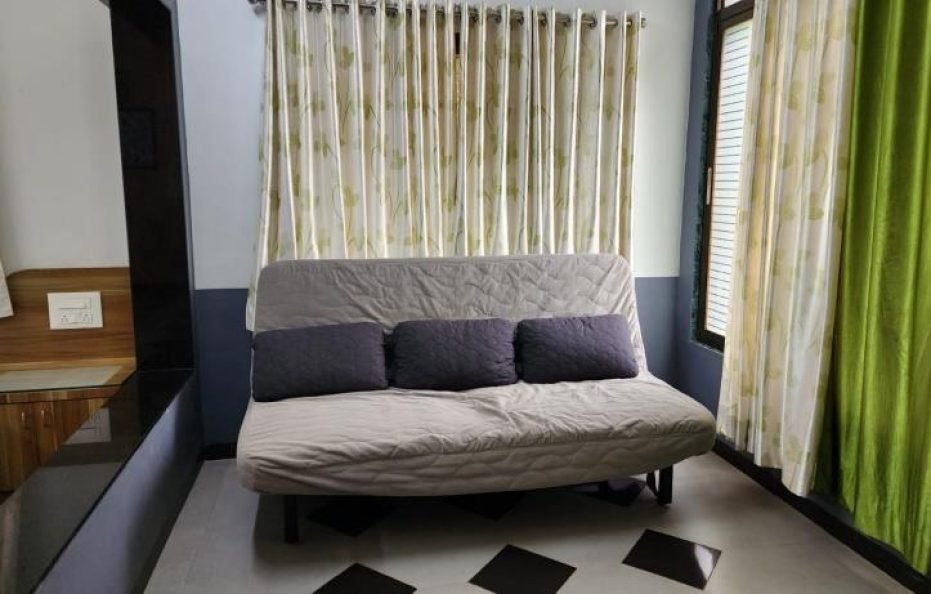 Saguna Baug’s Row House