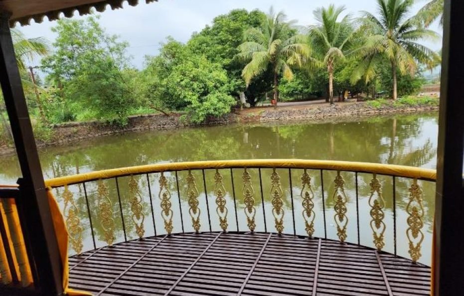 Saguna Baug’s Classic Pond House