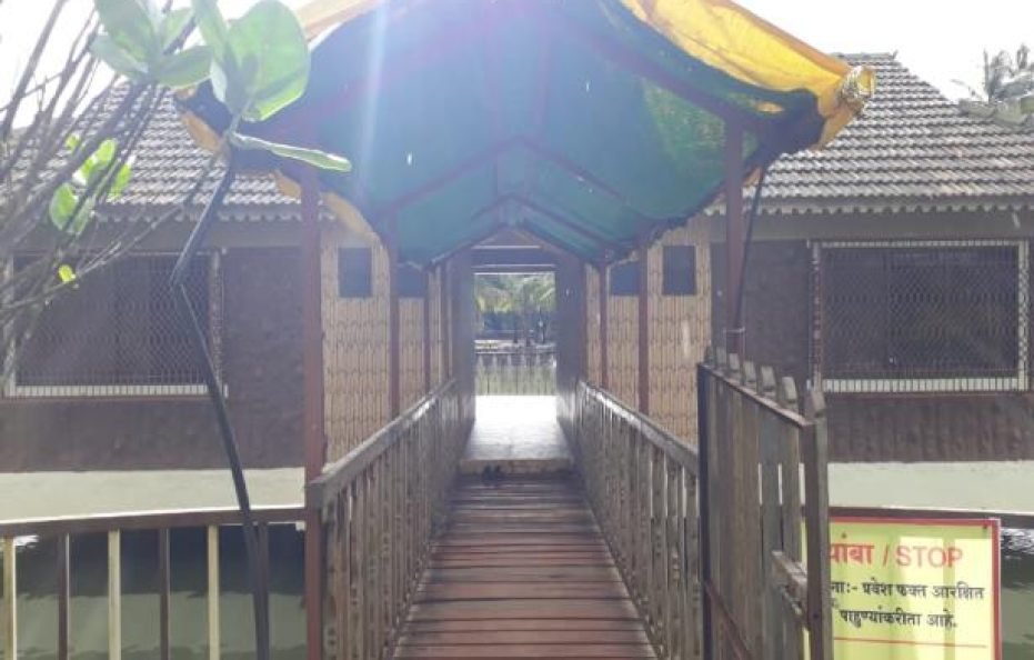 Saguna Baug’s Classic Pond House