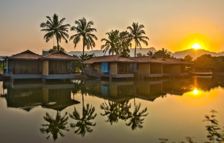 Saguna Baug’s Premium Pond House