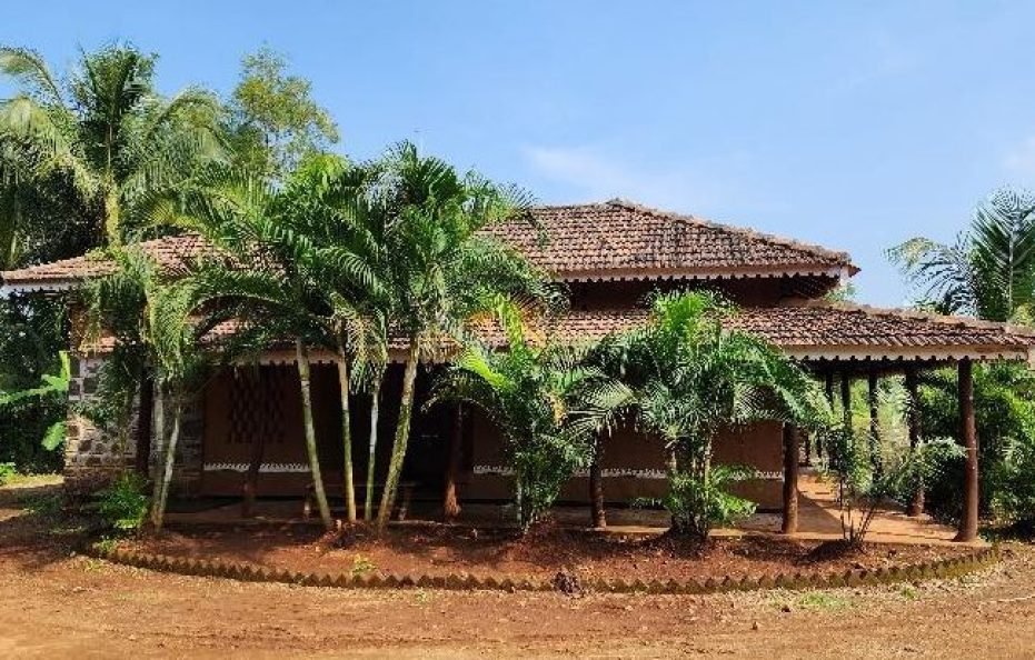 Saguna Baug’s Mud House