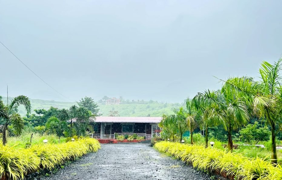 Sparsh Farms in Karjat