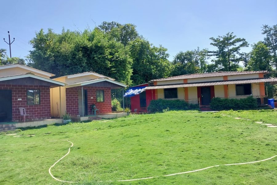 WildCraze Farmhouse & Resort in Vangani