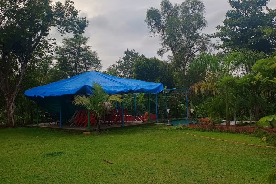 Rokade Mama Farms in Karjat Farmstay