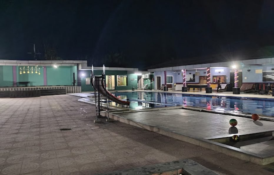 007 Universe Resort in Karjat