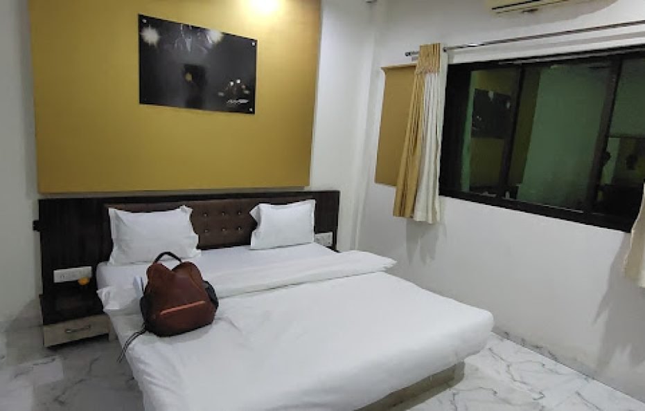 007 Universe Resort in Karjat