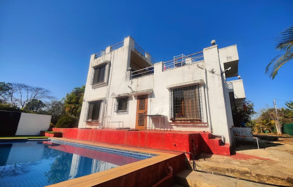 GreenWood Villa in Vangani