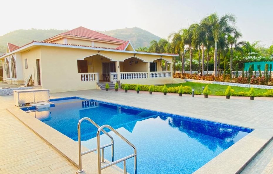 Hill Rock Resort in Neral