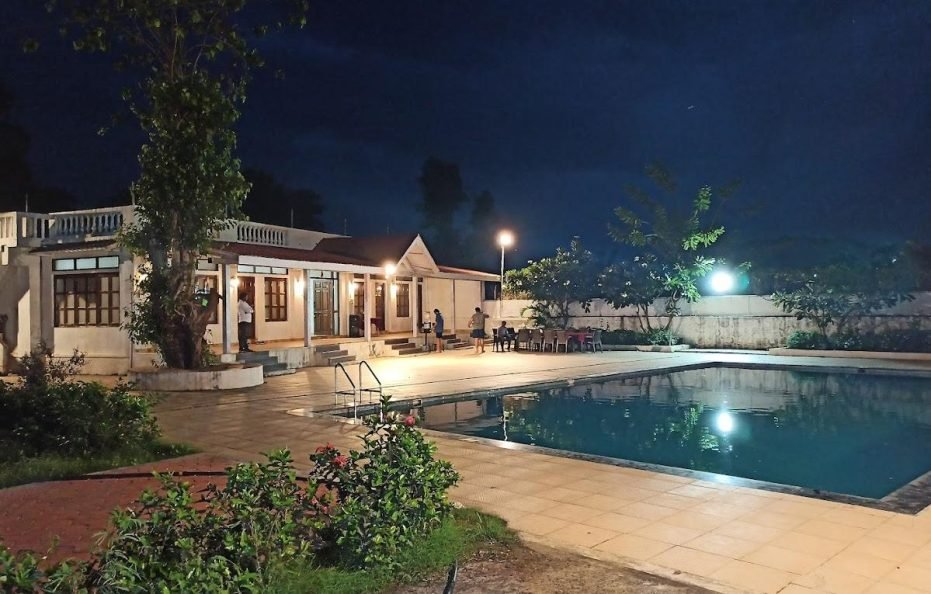 Queen Resort Kadam’s Farm in Badlapur