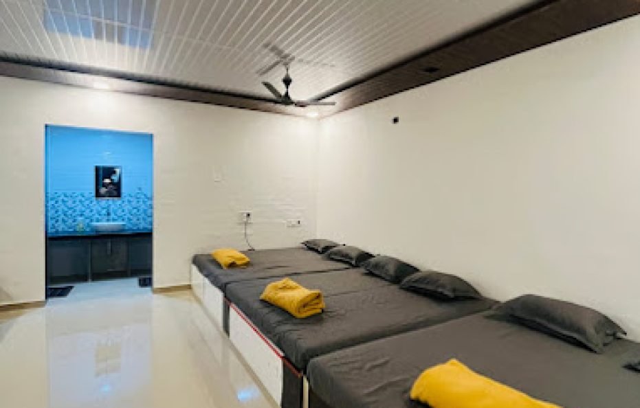 Mayur Farms AC Room