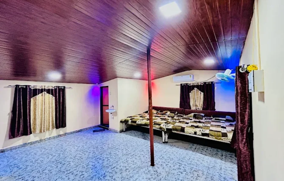 Mauli Krupa Farmhouse AC Room