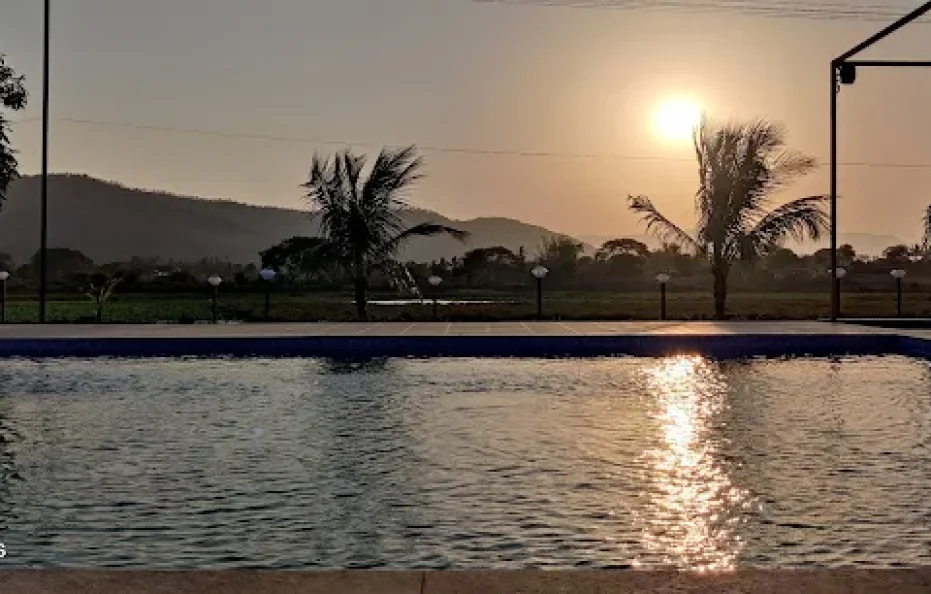 Red Sun The Lake Front Resort Karjat