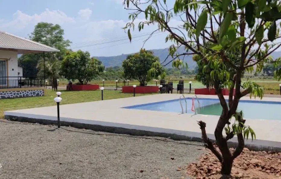 Red Sun The Lake Front Resort Karjat