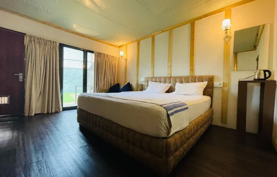 River Deck AC Cottages