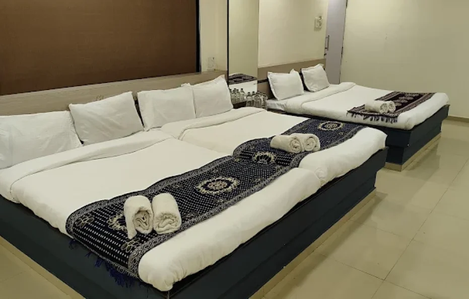 River Splash Resort AC Room