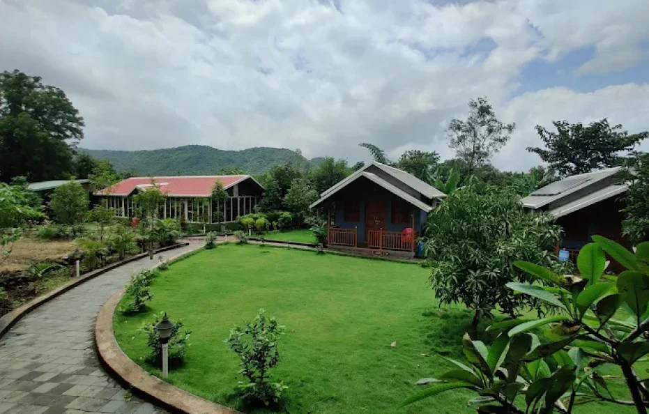 The Avi’s Village Resort Karjat