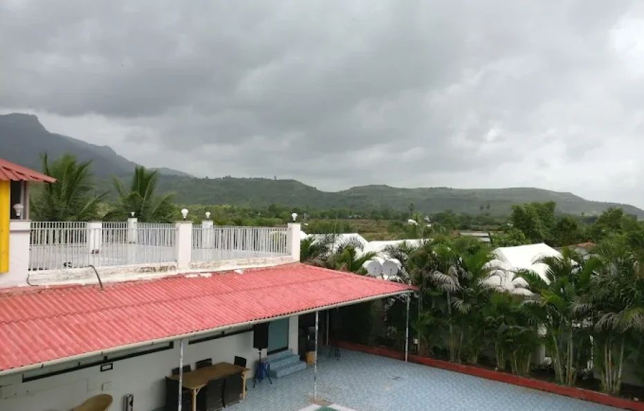 Seven Star Holiday Resort Karjat