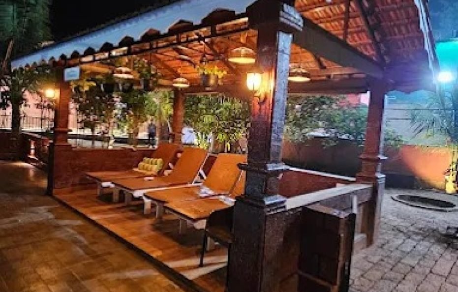 Crimson Bricks and Wood Resort Karjat