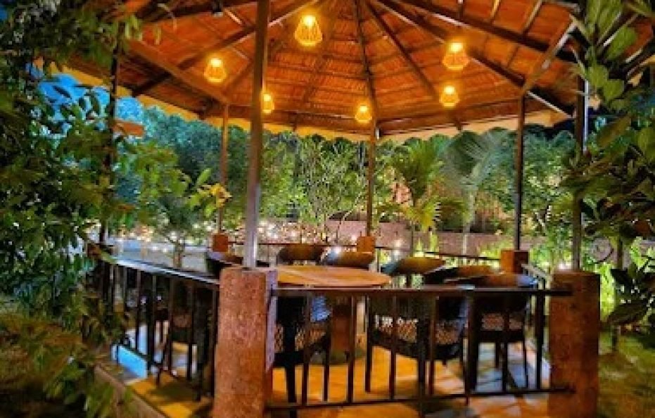 Crimson Bricks and Wood Resort Karjat