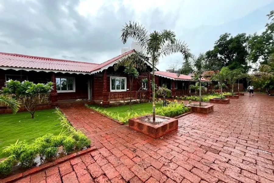 Crimson Bricks and Wood Resort Karjat