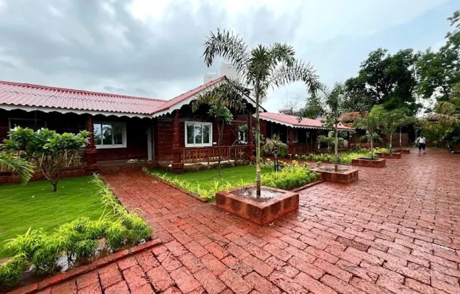 Crimson Bricks and Wood Resort Karjat